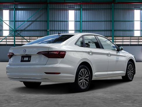 Used 2021 Volkswagen Jetta SE w/ SE Cold Weather Package FWD image 5