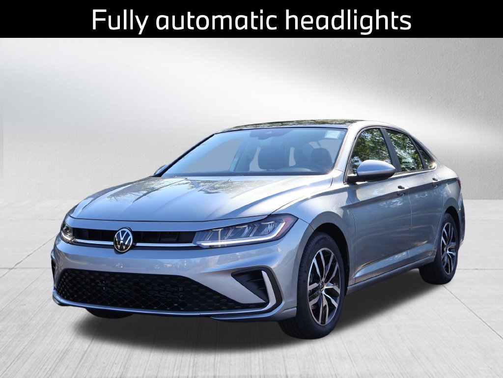 Certified 2026 Volkswagen Jetta SE FWD image 9