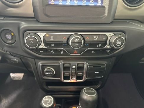 Used 2020 Jeep Gladiator Sport w/ Quick Order Package 24S image 23