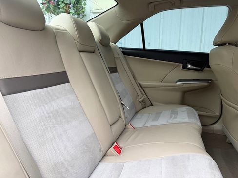 Used 2012 Toyota Camry XLE image 31