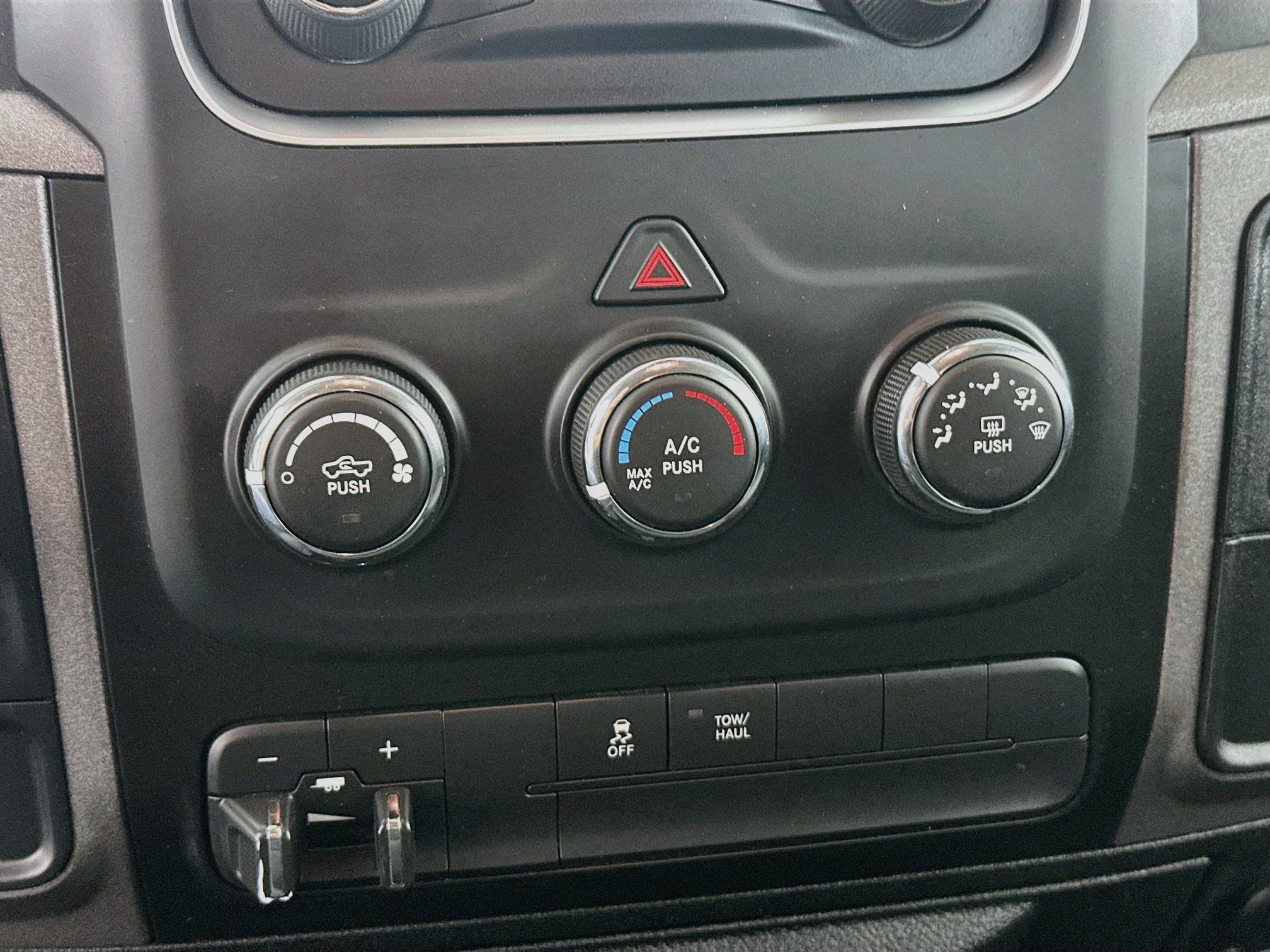 Used 2019 RAM 1500 Express RWD image 22