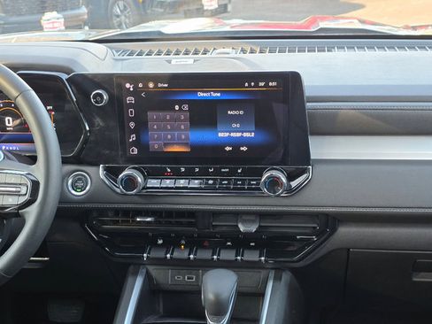 Certified 2023 Chevrolet Colorado LT w/ LT Convenience Package III image 3