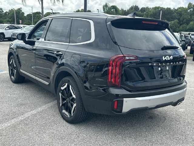 Used 2023 Kia Telluride S AWD/4WD image 8