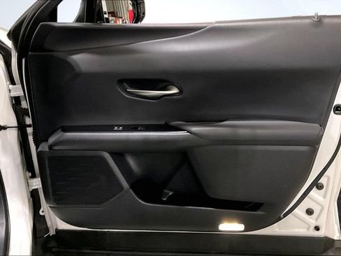 Used 2019 Lexus UX 250h w/ Accessory Package 2 AWD/4WD image 24