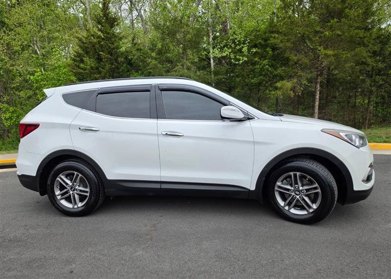 Used 2018 Hyundai Santa Fe Sport w/ 2.4L Tech Package 04 AWD/4WD image 3