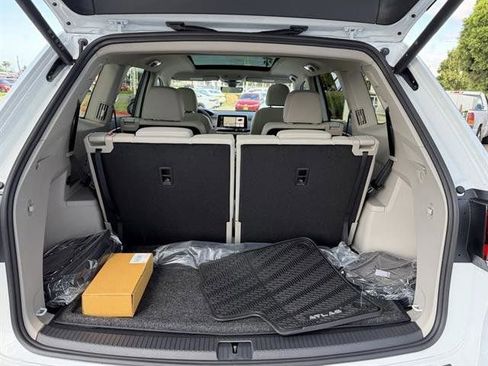 New 2026 Volkswagen Atlas SEL Premium R-Line image 33
