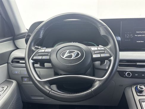 Used 2024 Hyundai Palisade SEL image 18