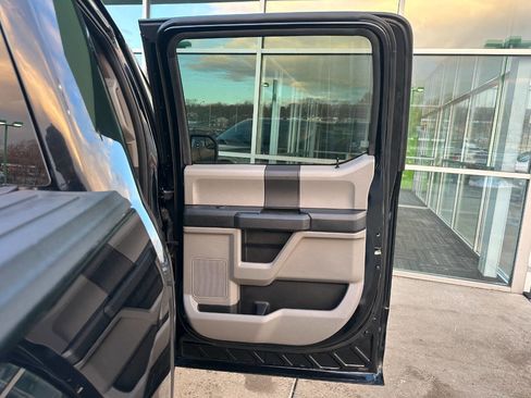 Used 2018 Ford F150 XL w/ Equipment Group 101A Mid image 11