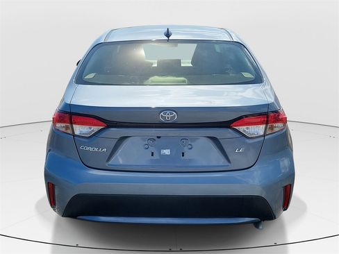 Certified 2022 Toyota Corolla LE image 5