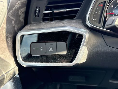 Used 2024 Audi A6 Premium Plus image 24