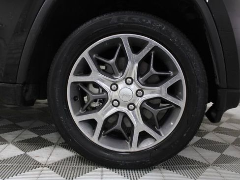 Used 2022 Jeep Grand Cherokee Limited w/ Trailer Tow Group IV image 44