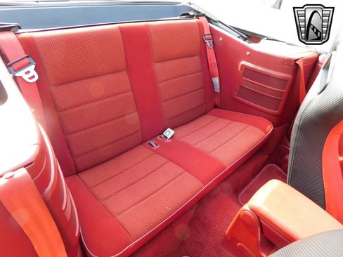 Used 1992 Ford Mustang LX image 27