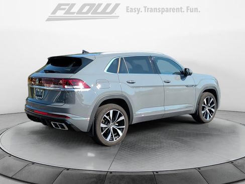 Used 2025 Volkswagen Atlas Cross Sport SEL Premium R-Line AWD/4WD image 9