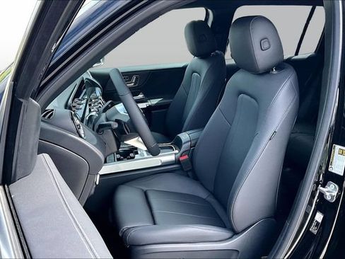 New 2026 Mercedes-Benz GLB 250 4MATIC image 10