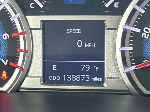 Used 2018 Toyota 4Runner Limited RWD image 38