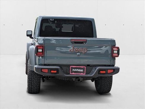 New 2025 Jeep Gladiator Mojave w/ Convenience Group image 8