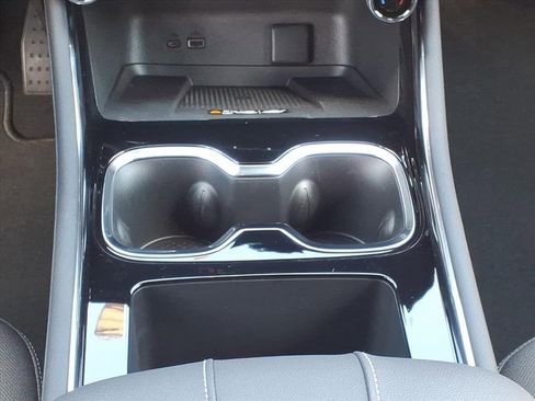 New 2026 Chevrolet Traverse LT image 16