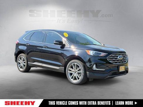 Certified 2024 Ford Edge Titanium AWD/4WD image 1