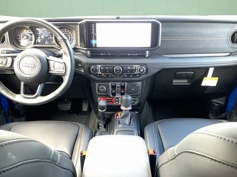 New 2025 Jeep Wrangler Unlimited Rubicon 392 image 23