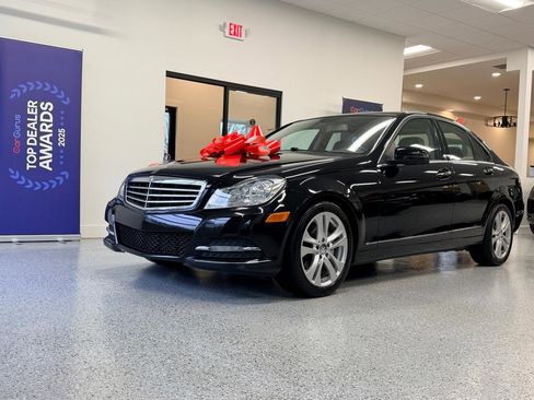 Used 2013 Mercedes-Benz C 250 Sedan image 14
