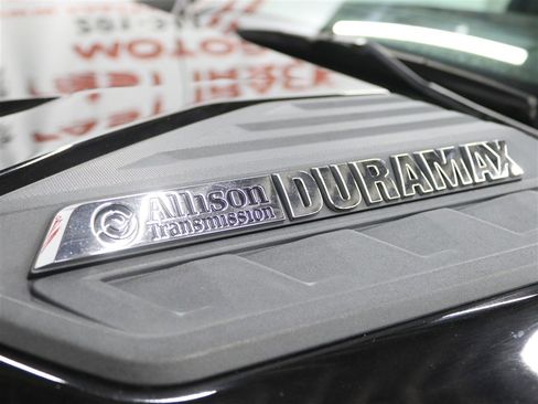 Used 2020 Chevrolet Silverado 3500 High Country w/ Z71 Off-Road Package image 11