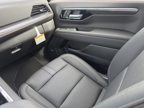 New 2026 Chevrolet Tahoe RST w/ RST Capability Package AWD/4WD image 23
