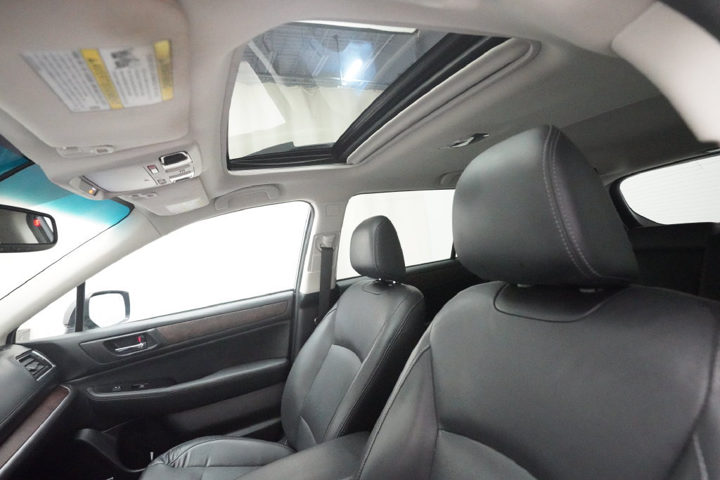 Used 2016 Subaru Outback 2.5i Limited AWD/4WD image 32
