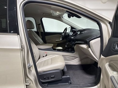 Used 2017 Ford Escape Titanium FWD image 21