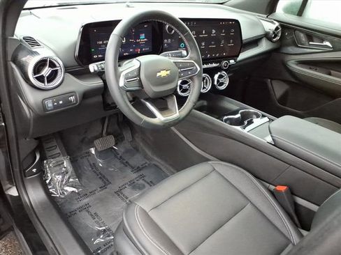 Used 2024 Chevrolet Blazer EV LT image 3