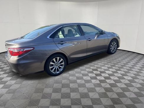 Used 2015 Toyota Camry XLE w/ Moonroof Package FWD image 7