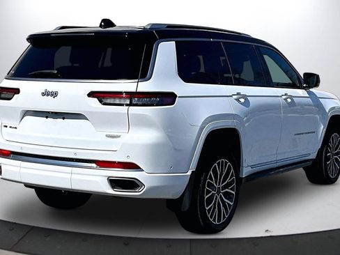 Certified 2023 Jeep Grand Cherokee L Summit image 9