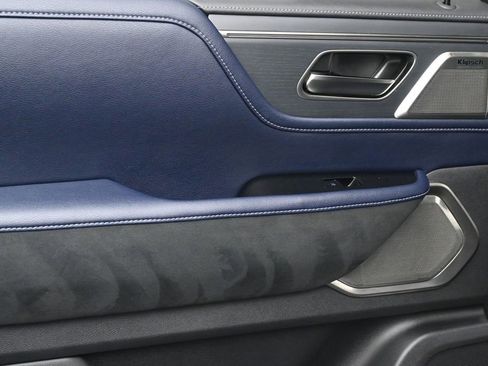 New 2026 INFINITI QX80 4WD image 17