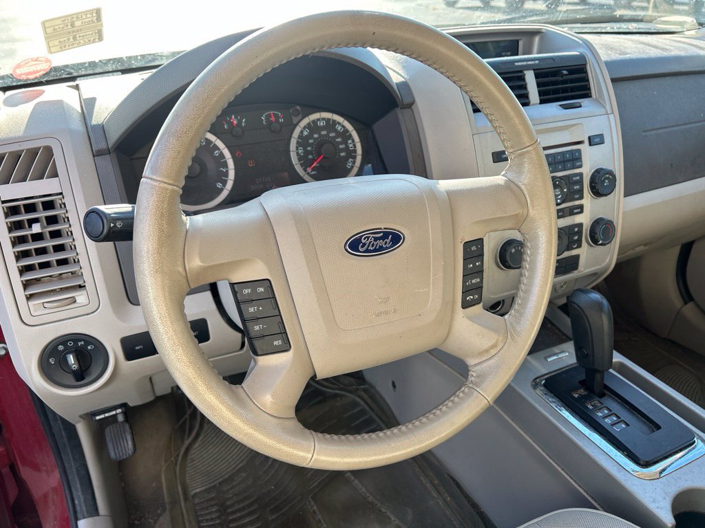 Used 2011 Ford Escape XLT w/ 201A Rapid Spec Order Code AWD/4WD image 12