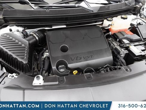 Used 2023 Chevrolet Traverse LT FWD image 32