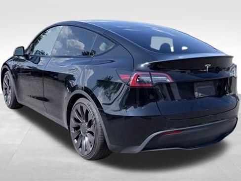 Used 2023 Tesla Model Y Performance AWD/4WD image 4