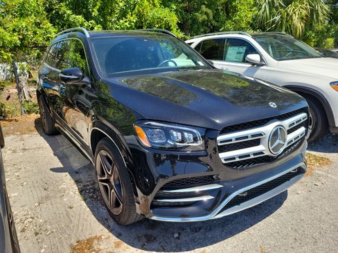 Used 2023 Mercedes-Benz GLS 450 4MATIC image 2