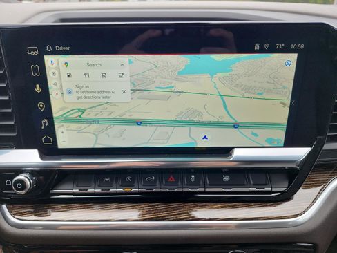 Certified 2025 GMC Sierra 1500 SLE image 17