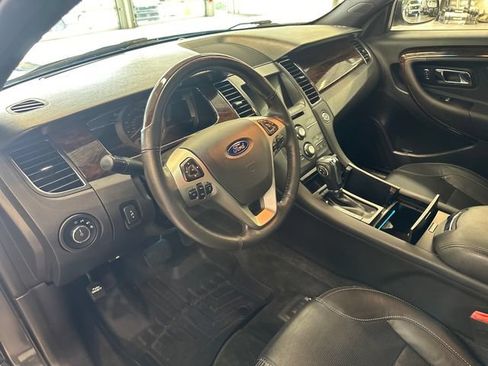 Used 2016 Ford Taurus Limited FWD image 23