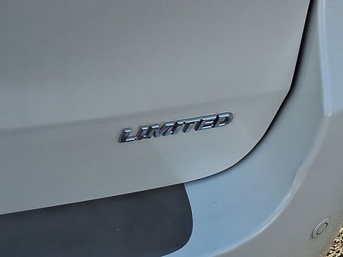 Used 2014 Toyota Sienna Limited image 34