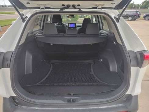 Used 2024 Toyota RAV4 XLE AWD/4WD image 11