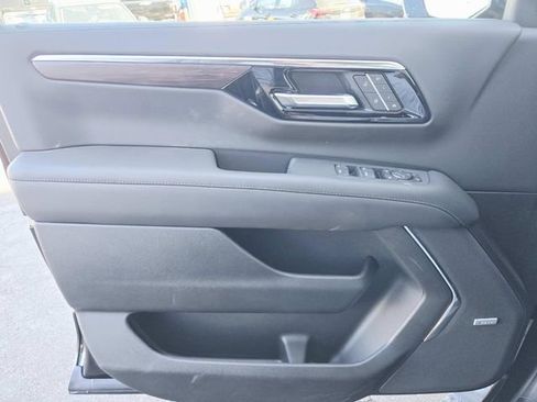 New 2026 Chevrolet Suburban Z71 w/ Comfort Package image 30