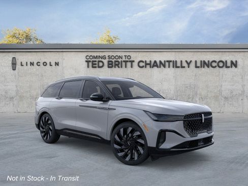 New 2026 Lincoln Nautilus Reserve w/ Jet Appearance Package AWD/4WD image 1