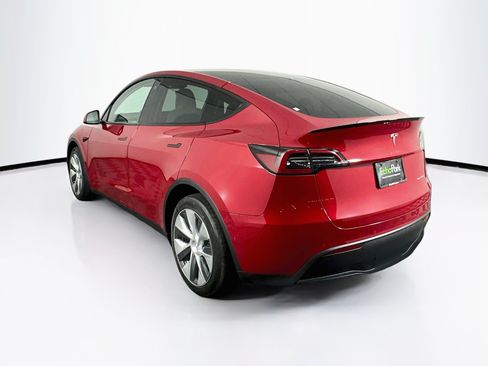 Used 2022 Tesla Model Y Long Range AWD/4WD image 5