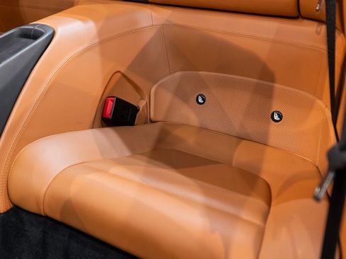 Certified 2019 Ferrari Portofino image 37