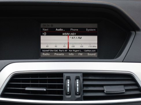 Used 2014 Mercedes-Benz C 250 Sedan image 39