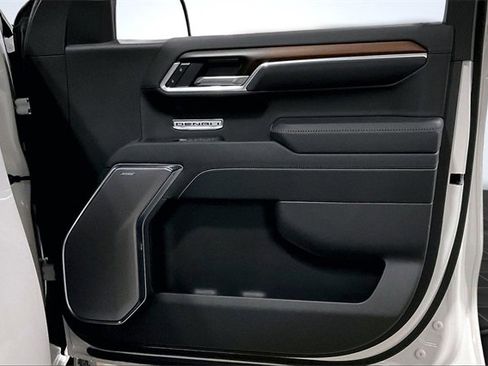 Used 2025 GMC Sierra 1500 Denali image 25
