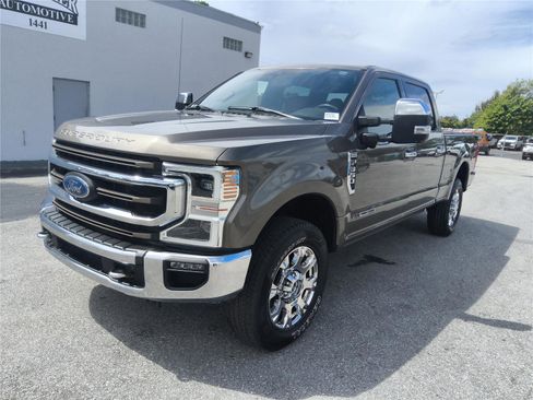 Used 2020 Ford F350 King Ranch w/ King Ranch Ultimate Package image 4