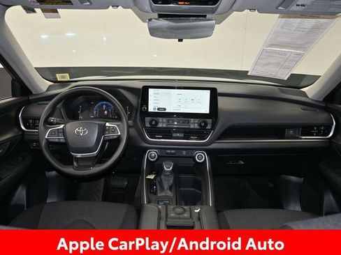 Certified 2026 Toyota Grand Highlander AWD image 17
