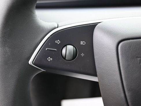 Used 2025 Tesla Model 3 Long Range image 14