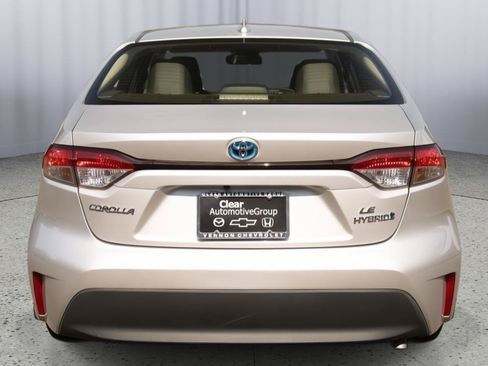 Used 2024 Toyota Corolla LE w/ LE Convenience Package AWD/4WD image 21